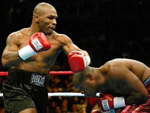 李小龙街斗能打死泰森?网友怒了:这么牛怎么还死在女人床上!