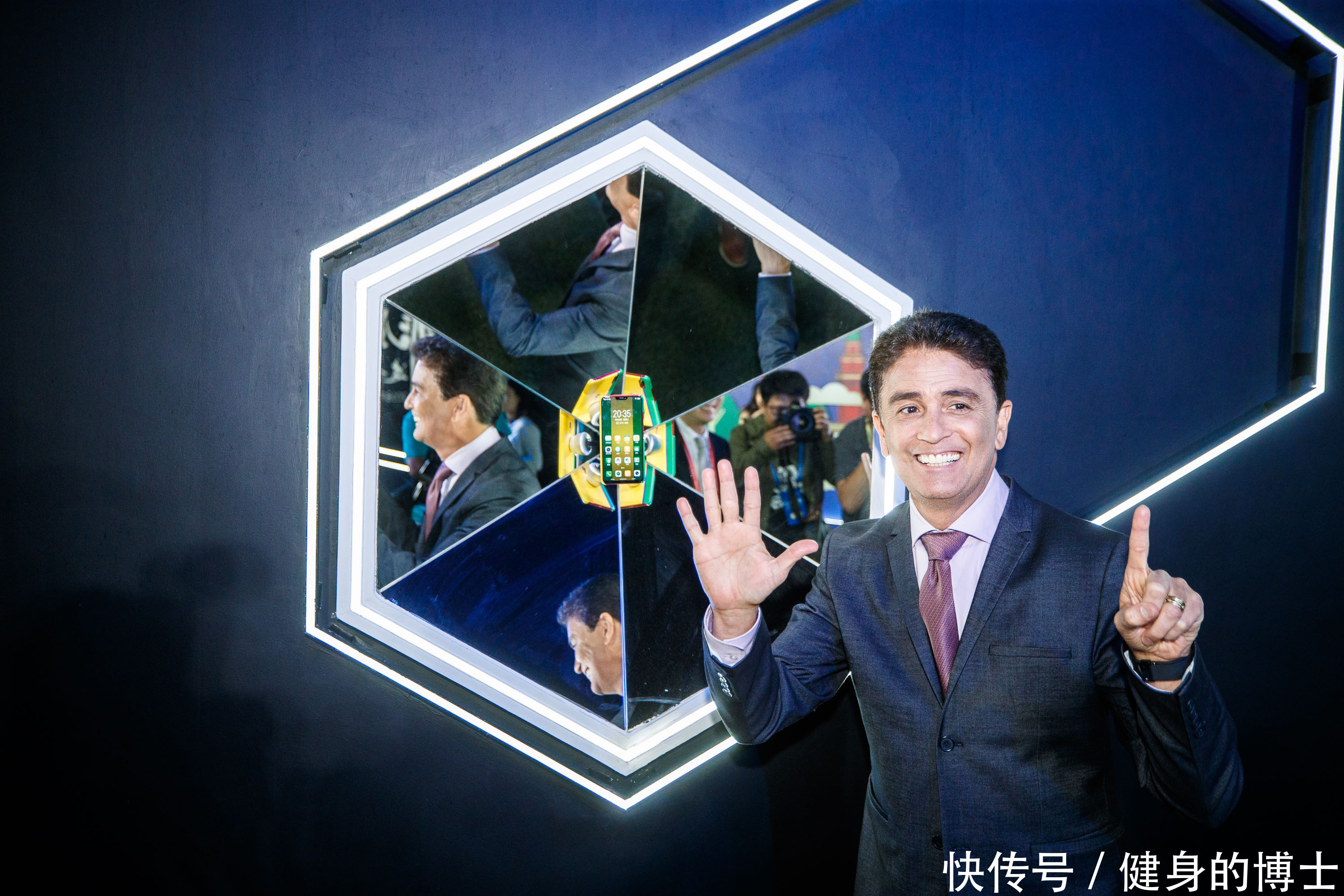 传奇球星贝贝托、古力特展望世界杯 看好巴西