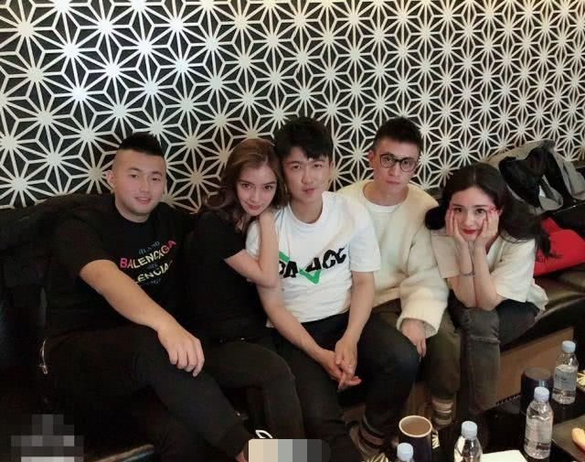 男闺蜜同游日本,刘恺威发文:已离婚!她和谁睡过