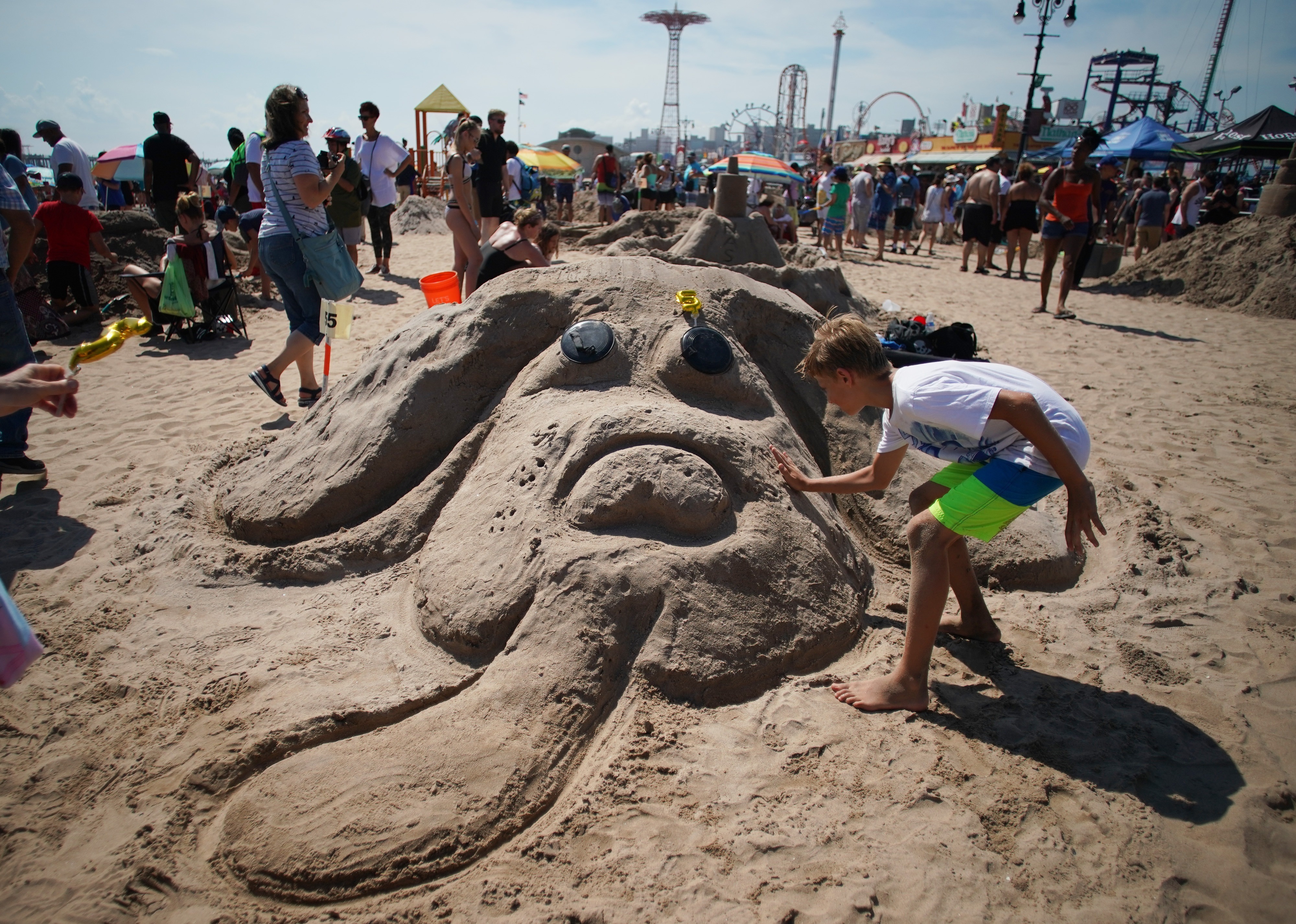 美国科尼岛沙雕比赛开雕
