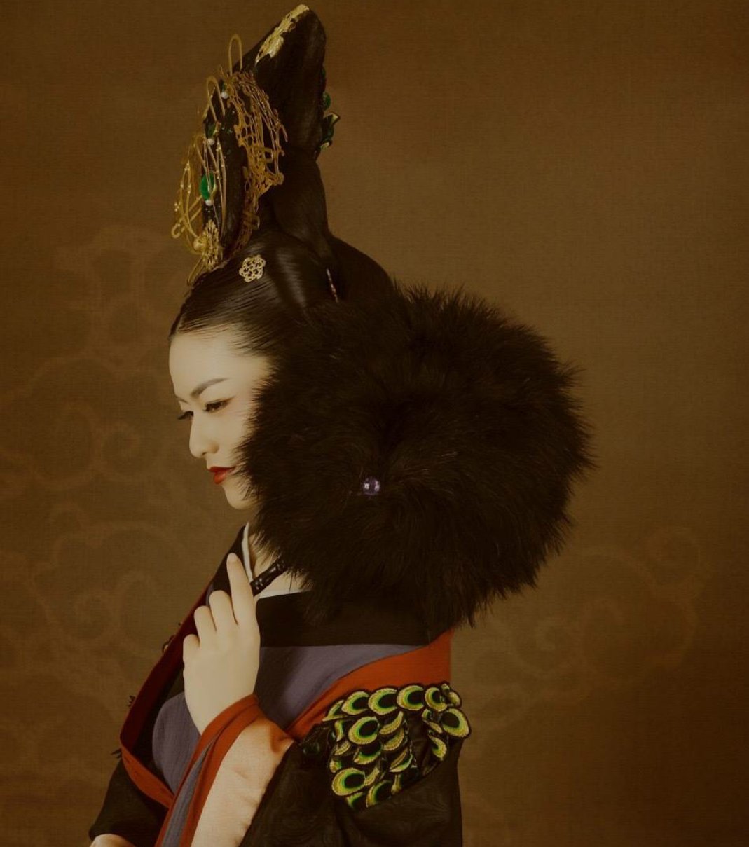 山东鲁能球员王大雷的妻子,晒出自己古装的个