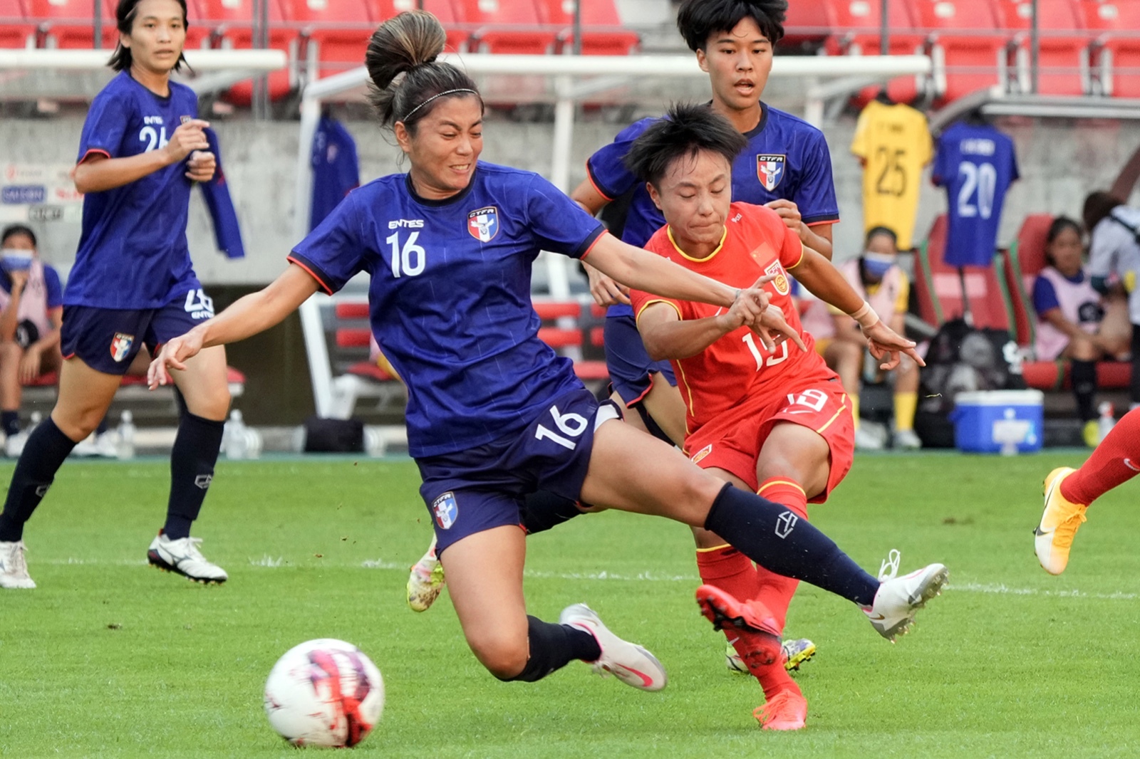 東亞杯首秀:張琳豔破門 對手烏龍 中國女足2比0力克中國臺北