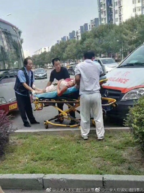 猥亵不成恼羞成怒 公交色狼连捅女子5刀 猥亵不成恼羞成怒 公交色狼连捅女子5刀