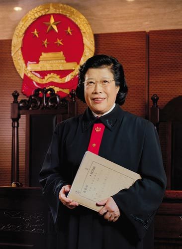 尚秀云:用爱挽救失足少年的 尚秀云:用爱挽救失足少年的