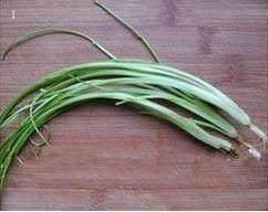 宝宝半夜发烧,一片生姜一片萝卜快速退烧,纯天