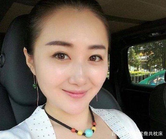 大丑徒弟,媳妇美得一个赛一个,网友直呼要学二人转