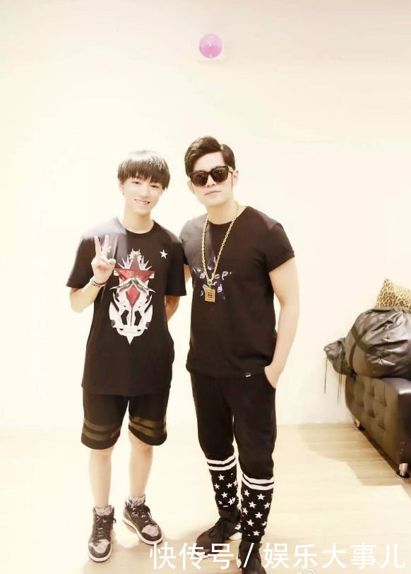 卢巧音偶遇爱豆周润发,盘点明星的偶像:王俊凯