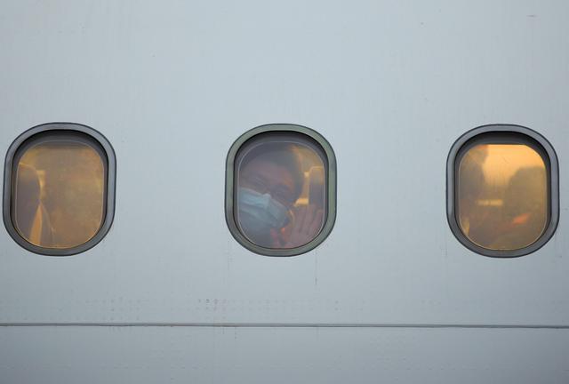 辽宁省第二批对口支援湖北襄阳医疗队出征(图2) 辽宁省第二批对口支援湖北襄阳医疗队出征(图2)