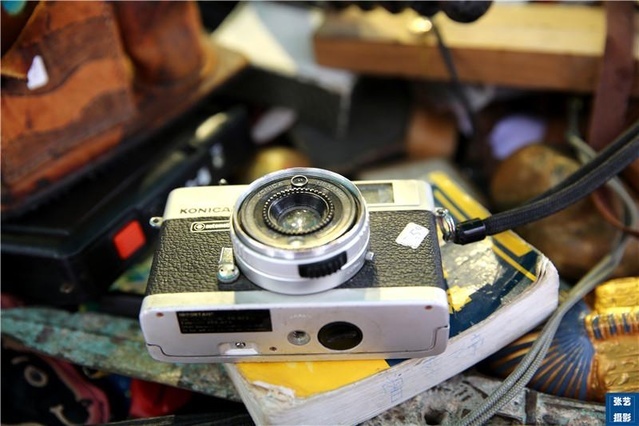 深圳博物苑拍卖行:香港荷里活道古董街寻宝记