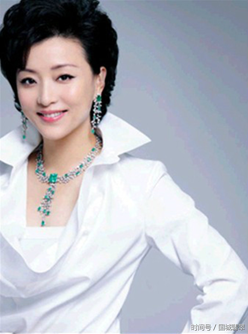 女神杨澜创立了自己的珠宝品牌,一切要从翡翠说起