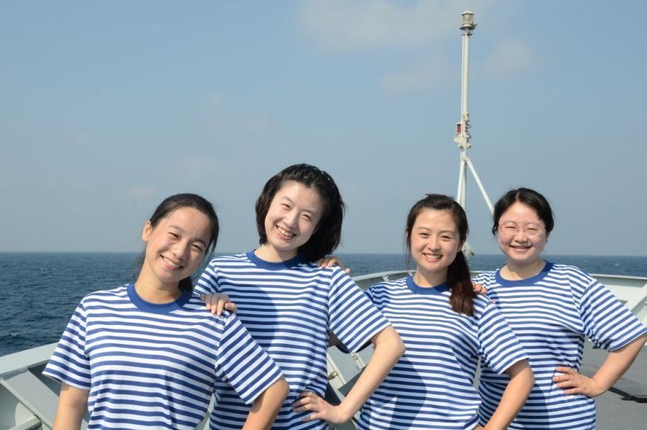 简述军官、士官和义务兵的区别