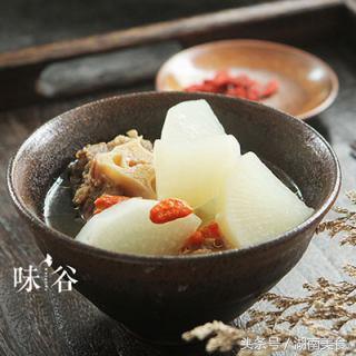 咳嗽吃什么好?10种食物来止咳。看到最后一种