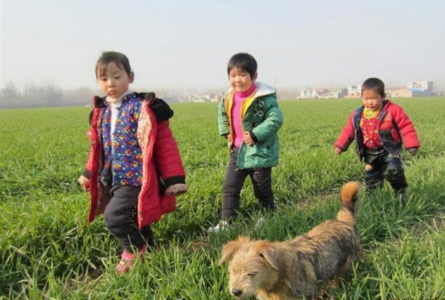 孩子咳嗽痰多半个月不好?我有个农村土方法,保