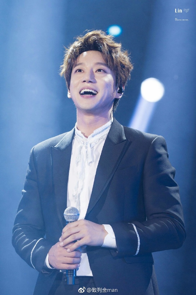 [黄致列][分享]170805 只此一家的特色!黄致列演唱会观赏指南公开