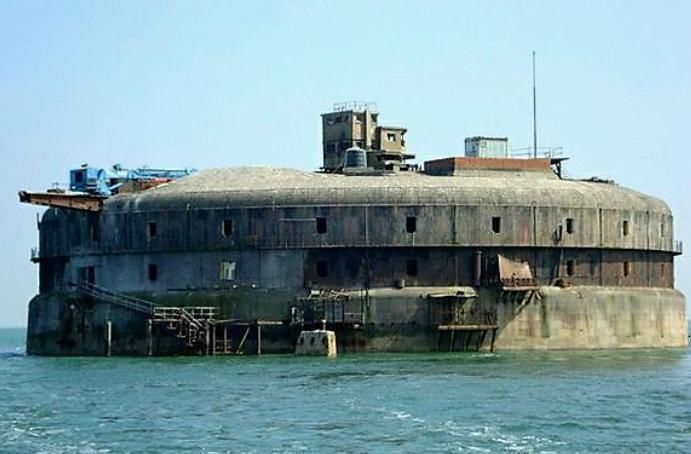 全球最漂亮的海上堡垒:耗资5亿元,配备了高射炮的海景酒店!