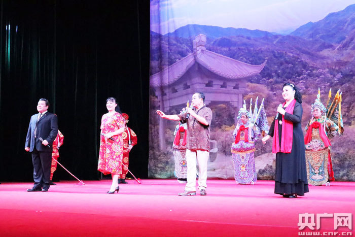 【喜迎十九大·文脉颂中华】随州:活态形式保护花鼓戏 开设兴趣班传承技艺 【喜迎十九大·文脉颂中华】随州:活态形式保护花鼓戏 开设兴趣班传承技艺