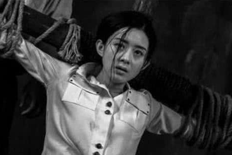 女明星被绑戏,赵丽颖让人心疼,唐嫣十分凄美,关