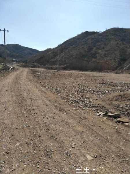 内蒙古赤峰市敖汉旗一村官涉嫌违法违纪被实名