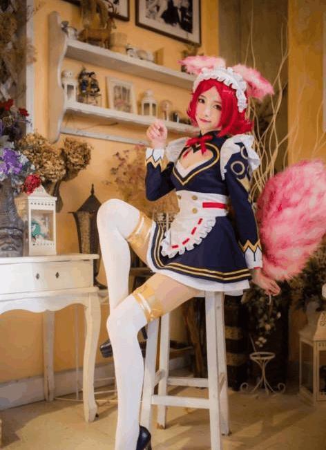 王者荣耀cos更新, 乖巧安琪拉惟妙惟肖, 纯白小