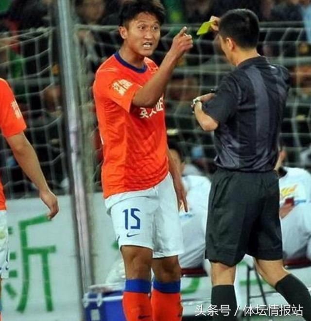 前鲁能主力后卫将征战2018中乙联赛!曾入选国