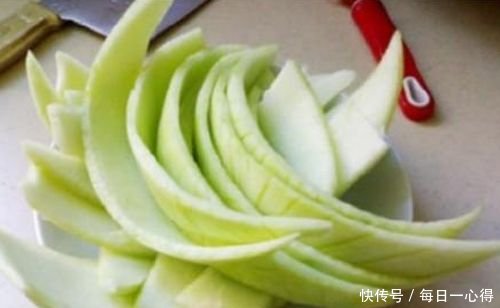 痒咳嗽很难受,莫慌!常用此物煮水,止咳化痰,利