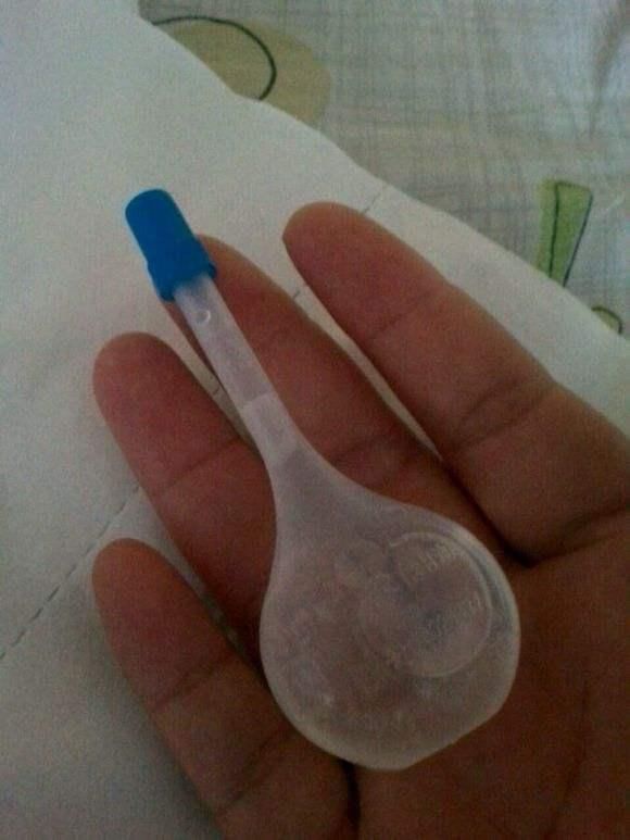 60岁大妈每天用开塞露配上它擦脸,效果比激