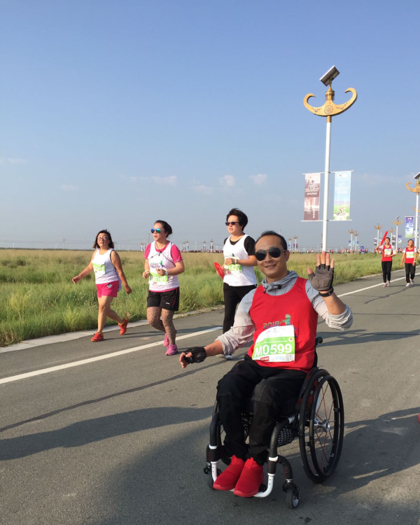 2018哈素海马拉松开赛,古诗草原打造文化视觉