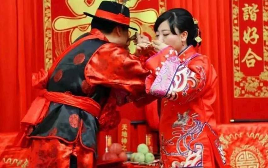 娶个带着孩子的二婚女人是怎样的体验?网友:养