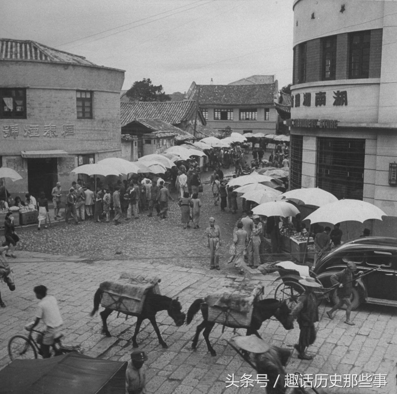 历史老照片,1945年8月重庆的情况