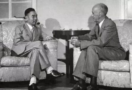 蒋介石晚年愿意回国,可惜被一个人搅黄了