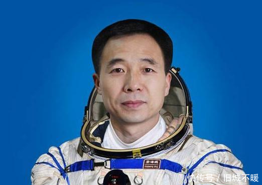 景海鹏上天3次,杨利伟为什么不再上天杨说出真
