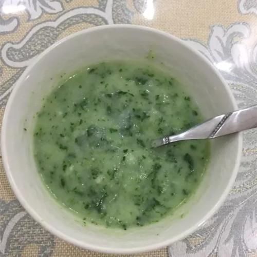 宝宝该添加辅食了!6个月宝宝就可以吃的蔬菜泥