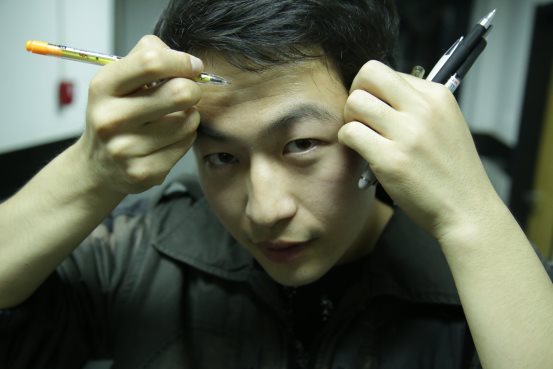 9999元!史上最贵"脑门儿"在闲鱼拍卖成交