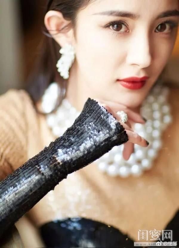 杨幂这个口红终极玩家,告诉你年度有毒唇色到