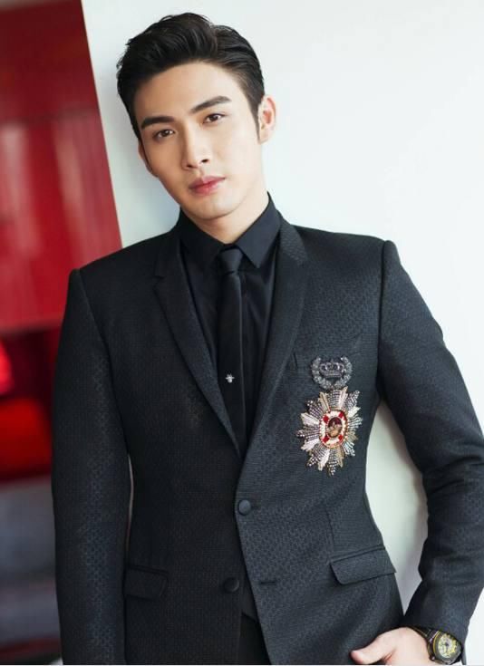 杨幂旗下最帅的5位男星,张彬彬只能排第三,第