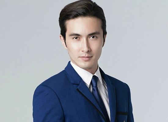 杨幂自曝签约迪丽热巴原因,网友:大幂幂也太率