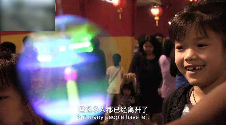 这些华人逐步定居在了塔坝，这里后来发展成了加尔各答的唐人街。丽塔的祖上也是这样来到的印度。