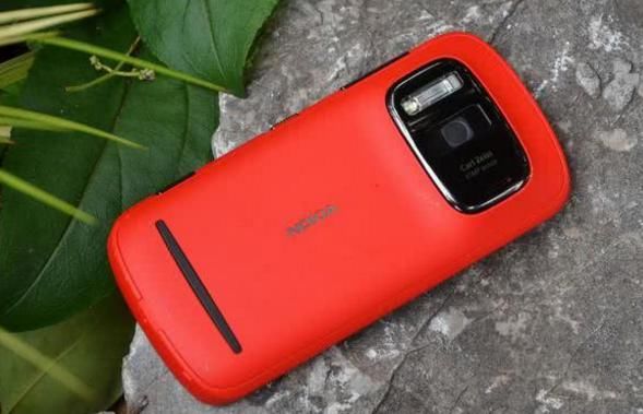 诺基亚将推最强拍照手机,蔡司加持后置五摄,华