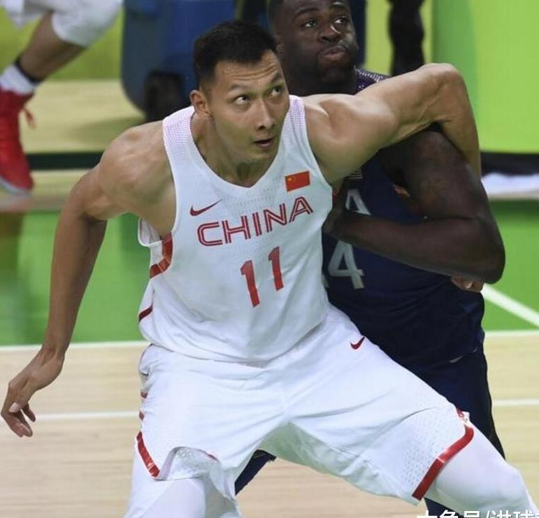 姚明谈中美篮球差距, 王治郅神补刀, 周琦用行动