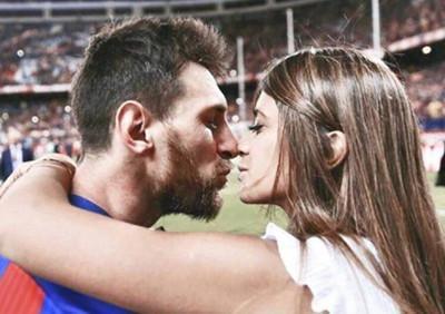 揭秘梅西爱妻安东内拉:相伴20年成眷属