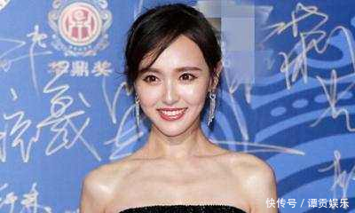 女明星真的不要随便穿抹胸礼服,看到尴尬的关