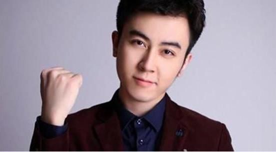 蛇哥再成发明家 无限火力独创五流星阵容 满屏