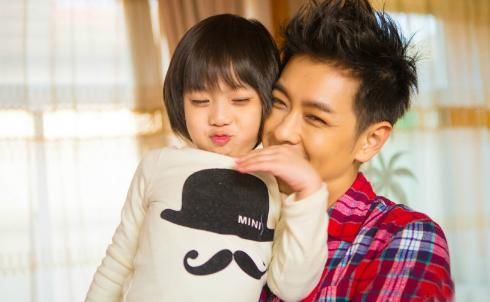 林志颖当年有多火,看看他家的衣柜就知道了,一