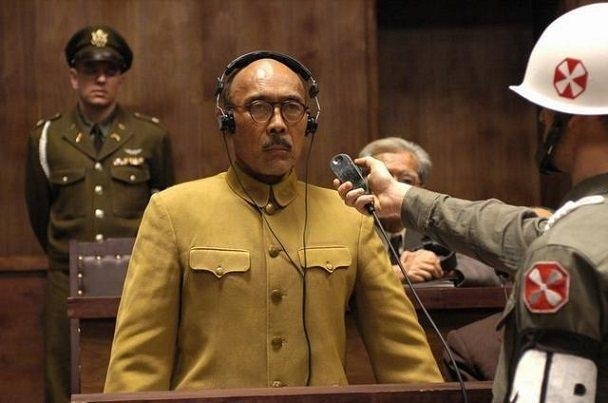 日本无条件投降裕仁天皇为何不切腹?答案很无