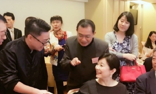 有气质的老人照片 t016ac12c97cc306dc0.png?size=544x331
