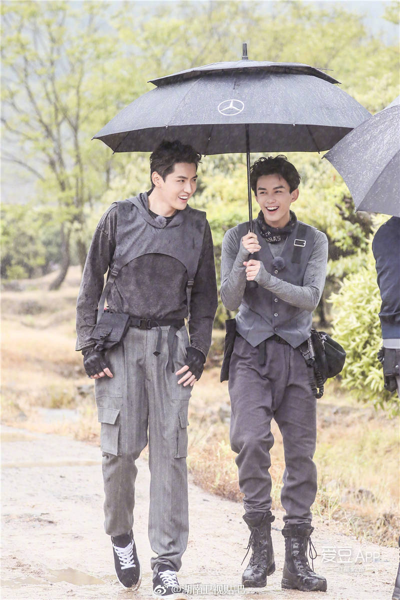 吴磊《七十二层楼》化身《牡丹亭》角色 与兄弟上演相爱相杀