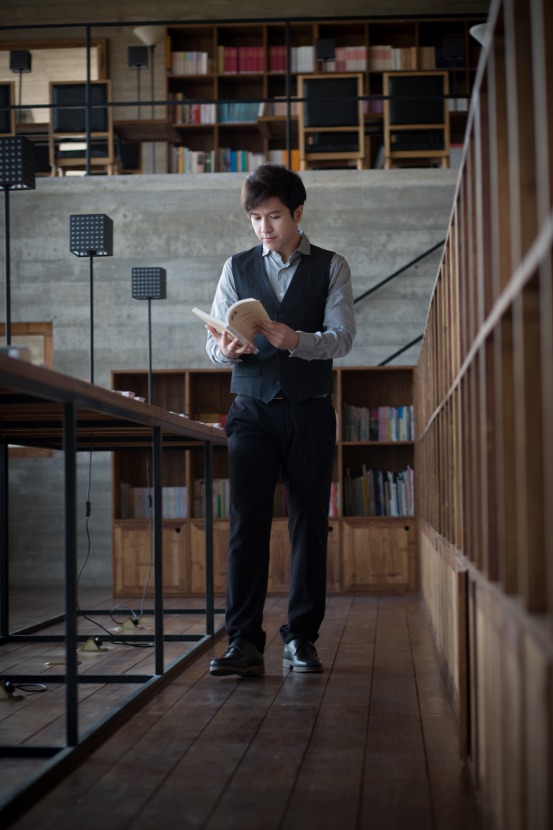 辩手\/讲师\/作家\/主播…斜杠青年艾力在蜻蜓FM