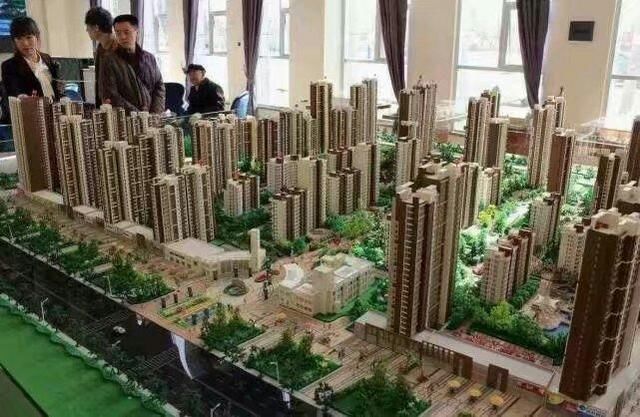 李嘉诚说:房价回落,未来几年房子将是白菜价,网