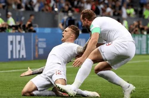 特里皮尔任意球破门如当年贝克汉姆,英格兰队