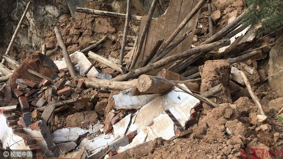 26年老房子一夜被拆 屋主称屋内有60万元现金